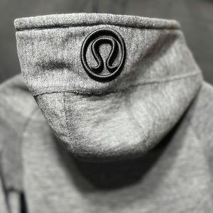 Lululemon Scuba size 4